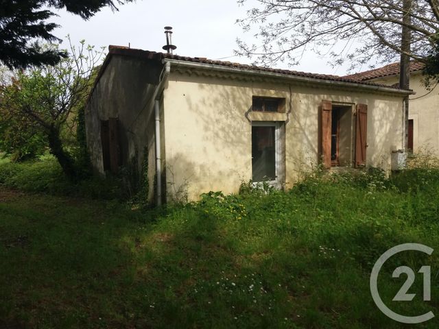 - ST GERMAIN D ESTEUIL -