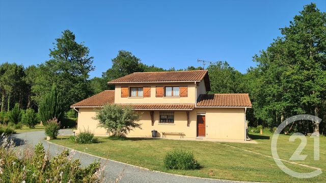 Afficher la photo en grand maison à vendre - 5 pièces - 177.72 m2 - LESPARRE MEDOC - 33 - AQUITAINE - Century 21 Agence Biran
