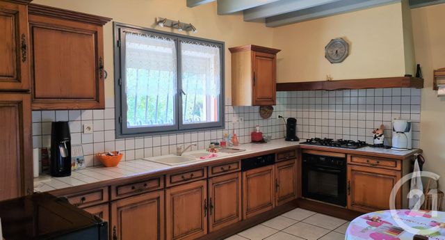 Afficher la photo en grand maison à vendre - 5 pièces - 177.72 m2 - LESPARRE MEDOC - 33 - AQUITAINE - Century 21 Agence Biran