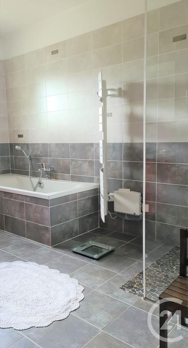 Afficher la photo en grand maison à vendre - 5 pièces - 152.99 m2 - LESPARRE MEDOC - 33 - AQUITAINE - Century 21 Agence Biran