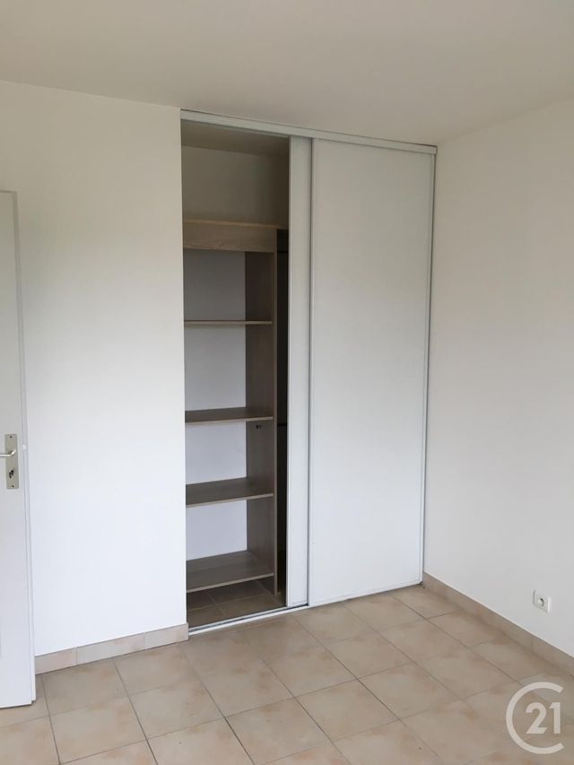 Afficher la photo en grand Appartement F3 à louer - 3 pièces - 74.05 m2 - QUEYRAC - 33 - AQUITAINE - Century 21 Agence Biran
