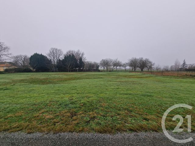 Afficher la photo en grand terrain à vendre - 1035.0 m2 - GAILLAN EN MEDOC - 33 - AQUITAINE - Century 21 Agence Biran