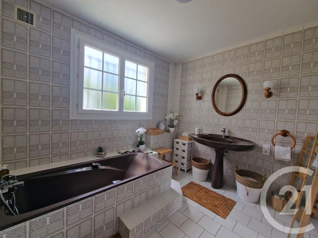 maison à vendre - 6 pièces - 159.58 m2 - LESPARRE MEDOC - 33 - AQUITAINE - Century 21 Agence Biran