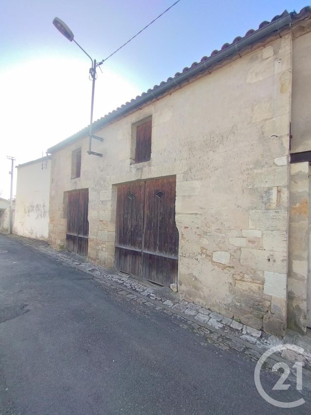 Afficher la photo en grand maison à vendre - 4 pièces - 212.78 m2 - LESPARRE MEDOC - 33 - AQUITAINE - Century 21 Agence Biran