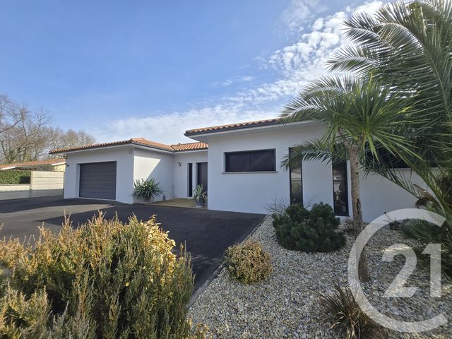 maison à vendre - 5 pièces - 160.0 m2 - LESPARRE MEDOC - 33 - AQUITAINE - Century 21 Agence Biran