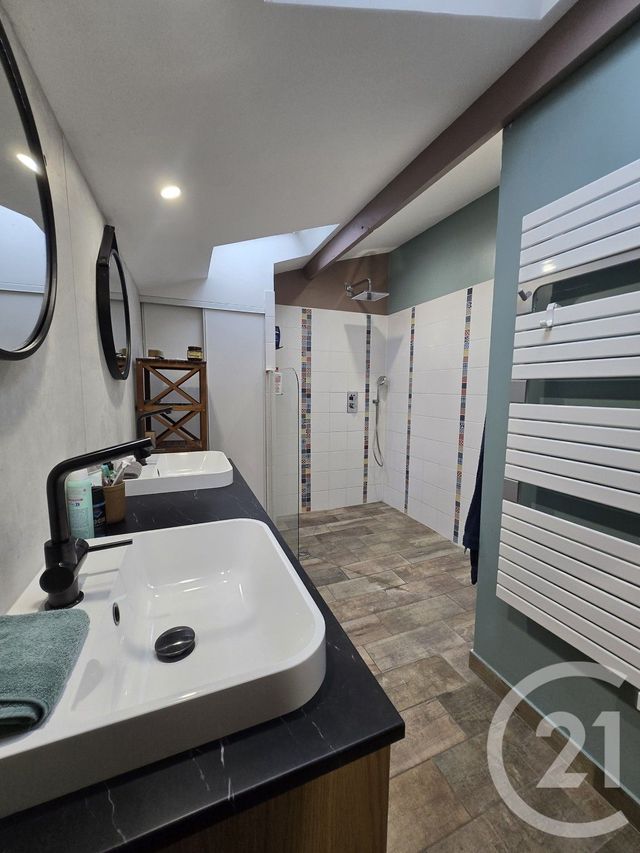 maison à vendre - 5 pièces - 167.36 m2 - ST GERMAIN D ESTEUIL - 33 - AQUITAINE - Century 21 Agence Biran