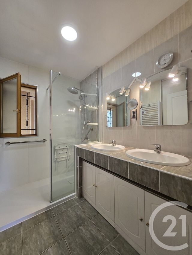 maison à vendre - 5 pièces - 132.4 m2 - LESPARRE MEDOC - 33 - AQUITAINE - Century 21 Agence Biran