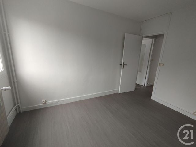 Appartement F4 à louer - 4 pièces - 72.5 m2 - HOURTIN - 33 - AQUITAINE - Century 21 Agence Biran