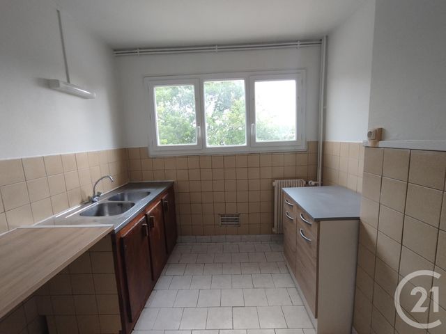 Appartement F4 à louer - 4 pièces - 72.5 m2 - HOURTIN - 33 - AQUITAINE - Century 21 Agence Biran