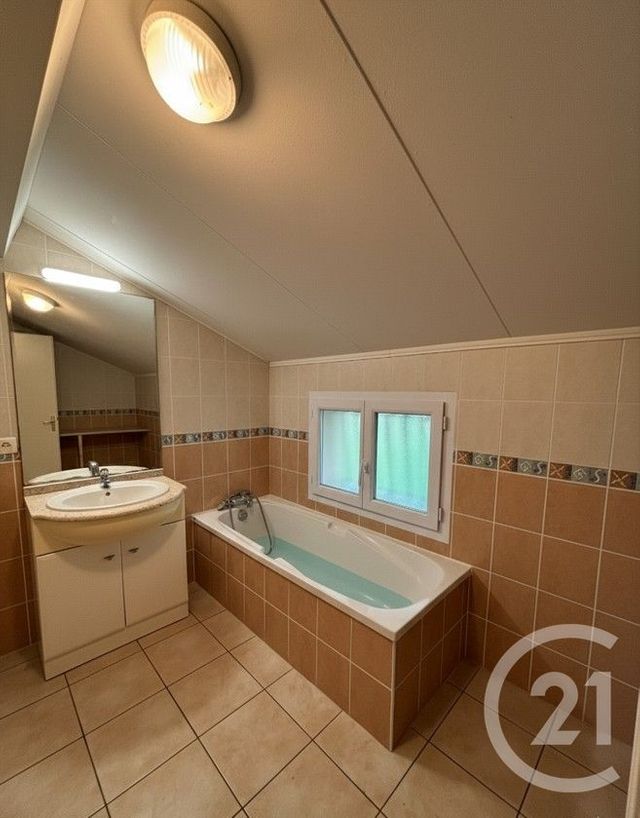 maison à louer - 4 pièces - 75.78 m2 - CARCANS - 33 - AQUITAINE - Century 21 Agence Biran