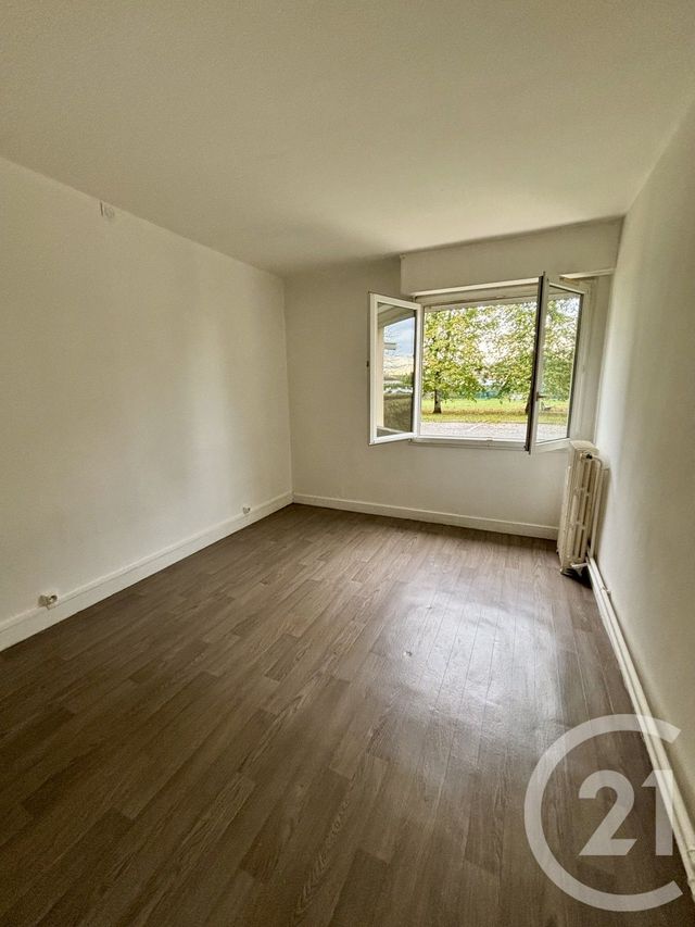 Appartement F3 à louer - 3 pièces - 59.31 m2 - HOURTIN - 33 - AQUITAINE - Century 21 Agence Biran