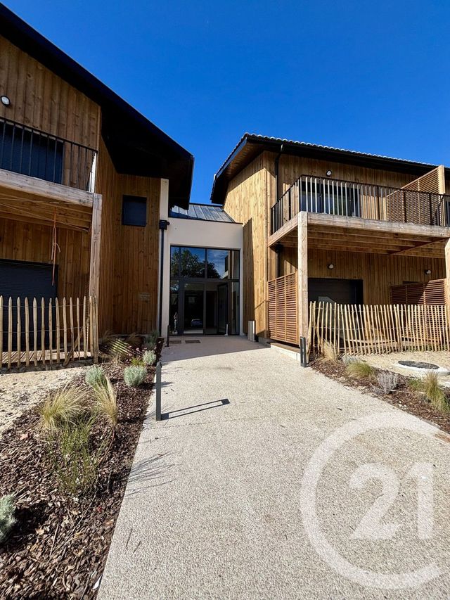Appartement F1 bis à louer - 2 pièces - 42.35 m2 - CARCANS - 33 - AQUITAINE - Century 21 Agence Biran