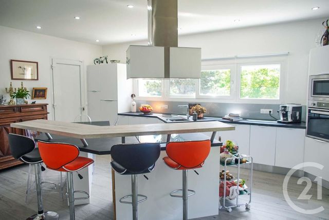 maison à vendre - 7 pièces - 227.1 m2 - LESPARRE MEDOC - 33 - AQUITAINE - Century 21 Agence Biran