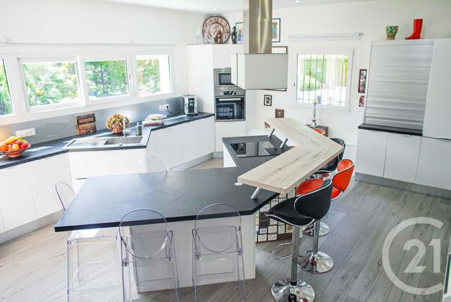 maison à vendre - 7 pièces - 227.1 m2 - LESPARRE MEDOC - 33 - AQUITAINE - Century 21 Agence Biran