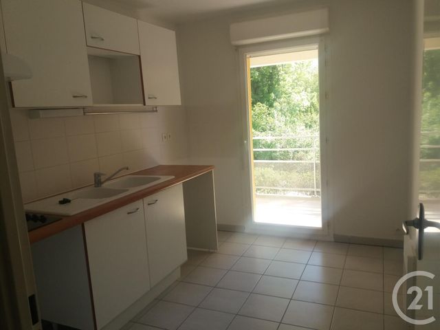 Appartement F3 à louer - 3 pièces - 62.67 m2 - LESPARRE MEDOC - 33 - AQUITAINE - Century 21 Agence Biran