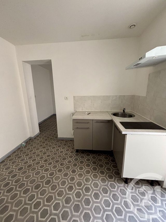 Appartement F2 à louer - 2 pièces - 30.08 m2 - PAUILLAC - 33 - AQUITAINE - Century 21 Agence Biran