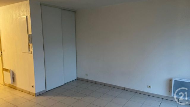 Appartement F1 à louer - 1 pièce - 28.37 m2 - LESPARRE MEDOC - 33 - AQUITAINE - Century 21 Agence Biran