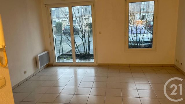 Appartement F1 à louer - 1 pièce - 28.37 m2 - LESPARRE MEDOC - 33 - AQUITAINE - Century 21 Agence Biran