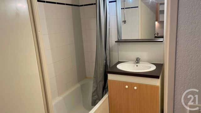 Appartement F1 à louer - 1 pièce - 28.37 m2 - LESPARRE MEDOC - 33 - AQUITAINE - Century 21 Agence Biran