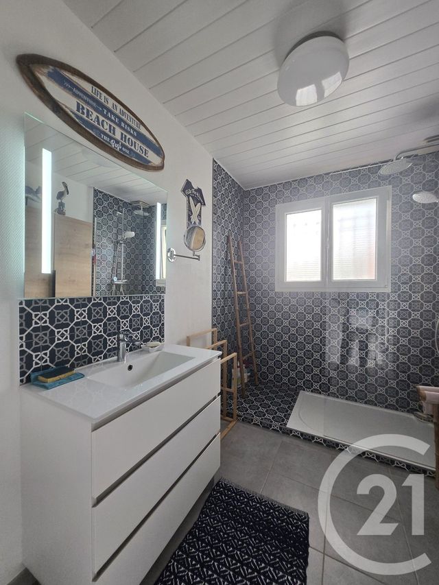 maison à vendre - 5 pièces - 110.0 m2 - LESPARRE MEDOC - 33 - AQUITAINE - Century 21 Agence Biran