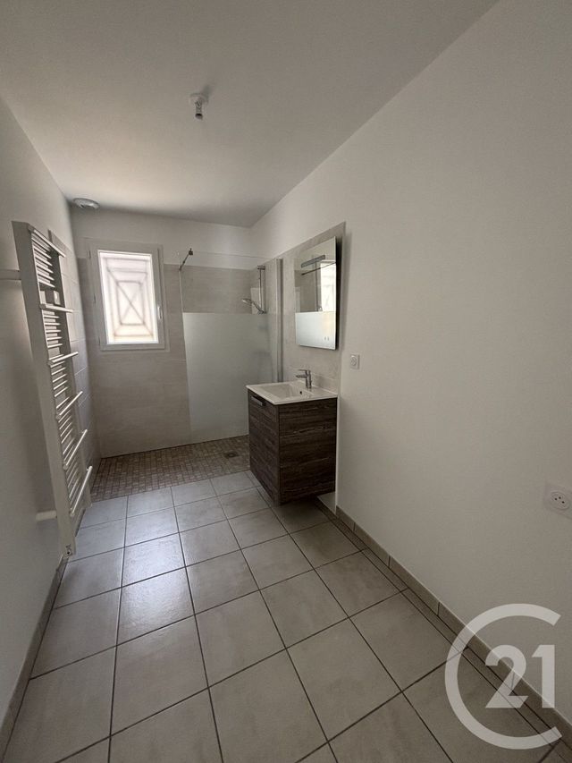 Afficher la photo en grand maison à louer - 3 pièces - 75.0 m2 - ORDONNAC - 33 - AQUITAINE - Century 21 Agence Biran