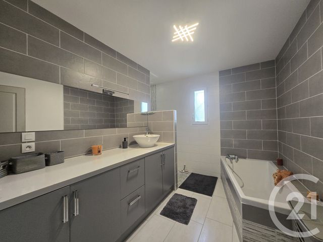 maison à vendre - 5 pièces - 108.0 m2 - VALEYRAC - 33 - AQUITAINE - Century 21 Agence Biran