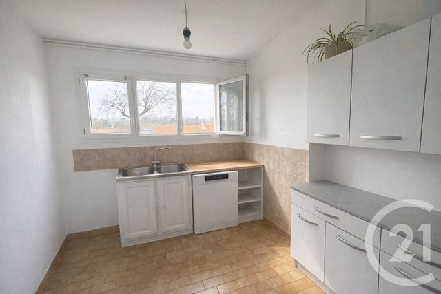 Appartement F3 à louer - 3 pièces - 57.5 m2 - HOURTIN - 33 - AQUITAINE - Century 21 Agence Biran