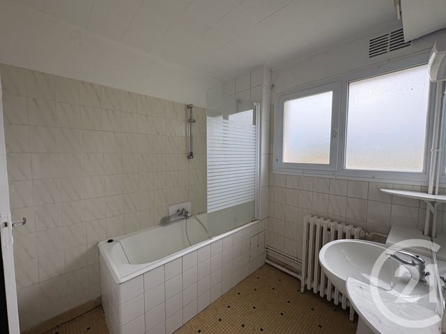Appartement F3 à louer - 3 pièces - 57.5 m2 - HOURTIN - 33 - AQUITAINE - Century 21 Agence Biran