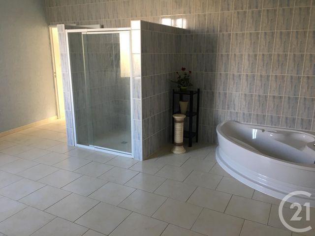 maison à louer - 4 pièces - 177.8 m2 - QUEYRAC - 33 - AQUITAINE - Century 21 Agence Biran