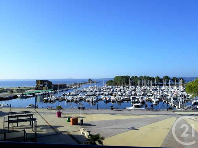 Appartement Duplex à louer - 3 pièces - 32.77 m2 - HOURTIN - 33 - AQUITAINE - Century 21 Agence Biran