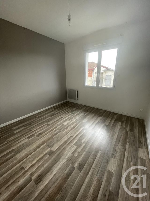 Appartement F5 à louer - 5 pièces - 130.6 m2 - MARGAUX CANTENAC - 33 - AQUITAINE - Century 21 Agence Biran