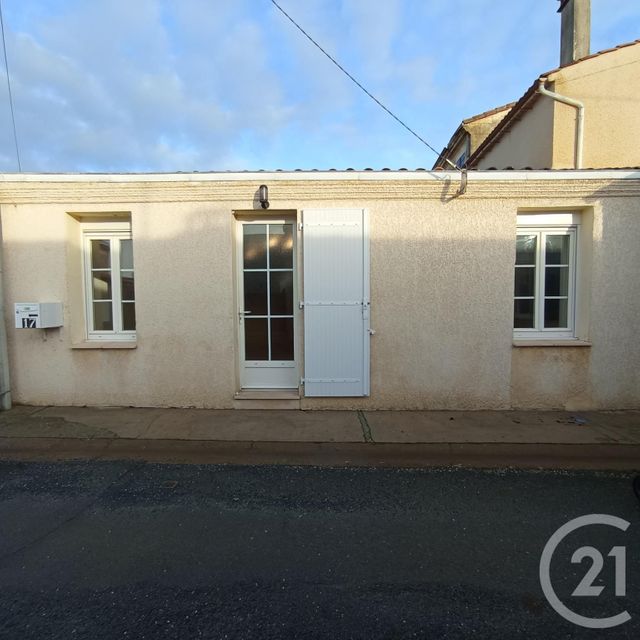 Appartement T2 à louer - 2 pièces - 60.0 m2 - PAUILLAC - 33 - AQUITAINE - Century 21 Agence Biran