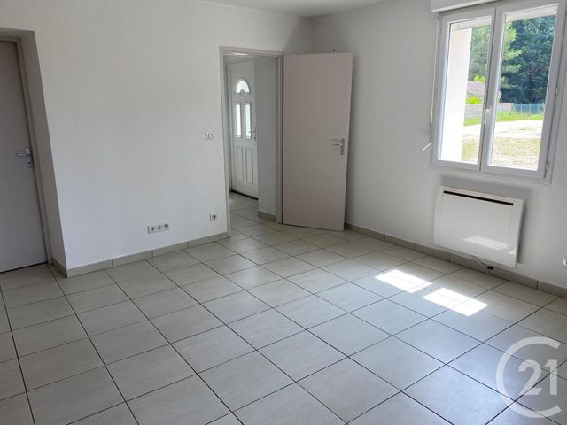 Appartement F2 à louer - 2 pièces - 48.0 m2 - LESPARRE MEDOC - 33 - AQUITAINE - Century 21 Agence Biran