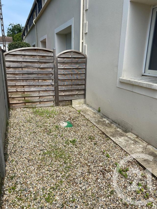 Appartement F2 à louer - 2 pièces - 48.0 m2 - LESPARRE MEDOC - 33 - AQUITAINE - Century 21 Agence Biran