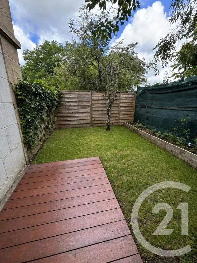 Appartement Duplex à louer - 3 pièces - 59.94 m2 - LESPARRE MEDOC - 33 - AQUITAINE - Century 21 Agence Biran