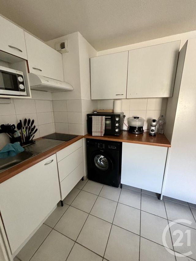 Appartement F3 à louer - 3 pièces - 53.3 m2 - LESPARRE MEDOC - 33 - AQUITAINE - Century 21 Agence Biran