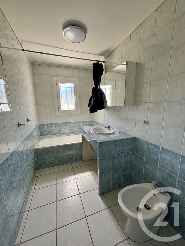 maison à louer - 4 pièces - 99.31 m2 - QUEYRAC - 33 - AQUITAINE - Century 21 Agence Biran